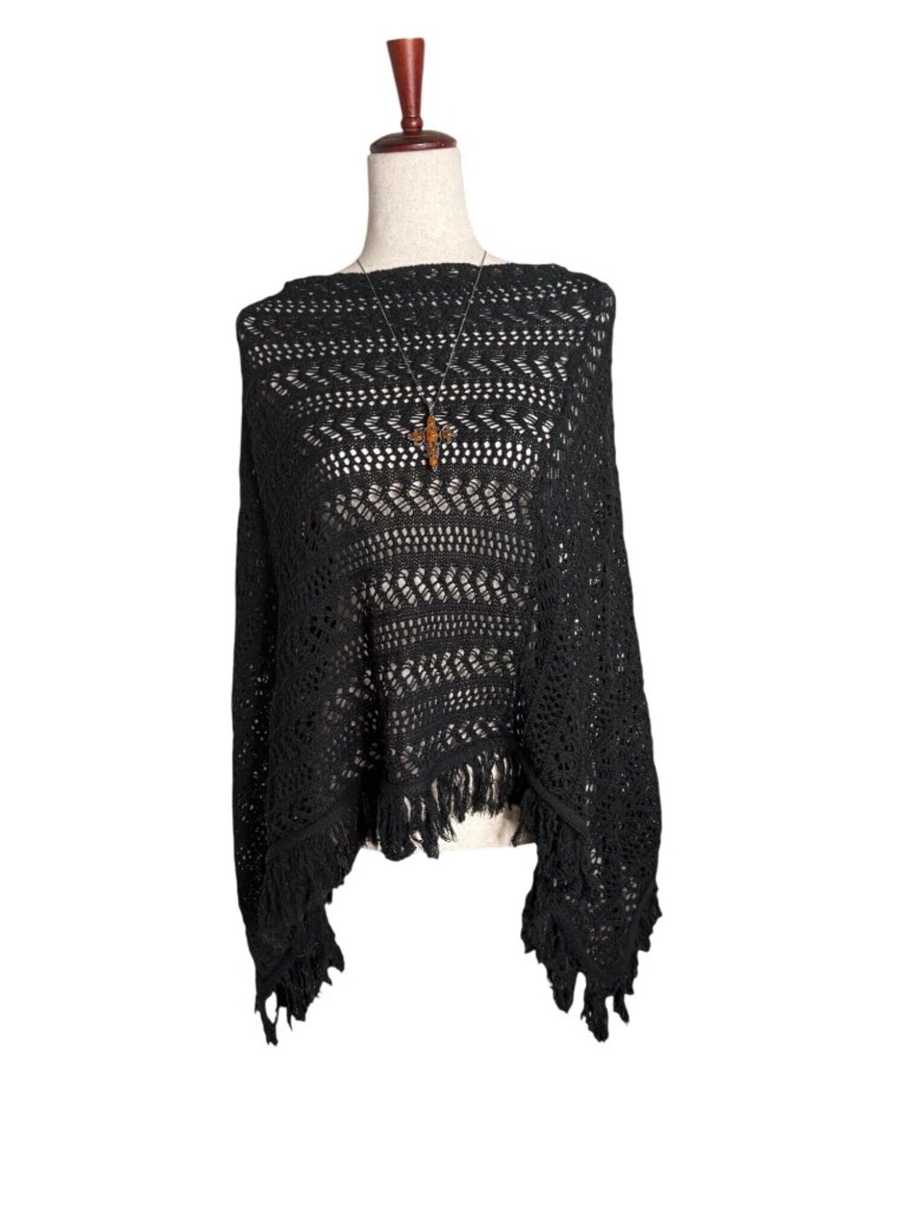 Vtg Crochet Knit Poncho shawl O/S Fringe Layering Whimsigoth Boho Fairy grunge
